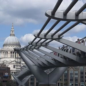 Millenium (Wobbly) Bridge, London, England, UK, 3 / 9 / 10. Creator: Ethel Davies