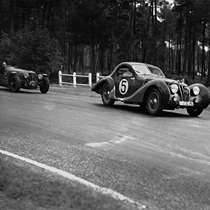 1938 Le Mans 24 Hours - Jean Prenant / Andre Morel: Jean Prenant / Andre Morel 3rd position, action