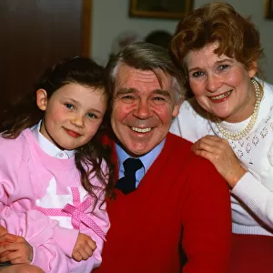 Andy Stewart singer December 1985 wih wife Sheila and daughter Magdalene