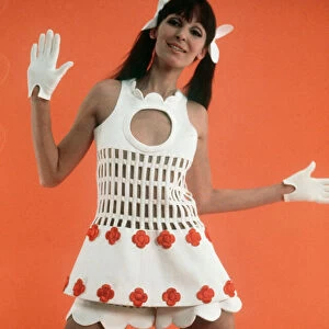 Mini Skirt spring fashion 1968