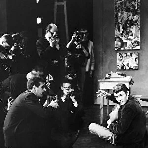 Peter O Toole Actor faces a barrage of cameras during a photo call for his new play