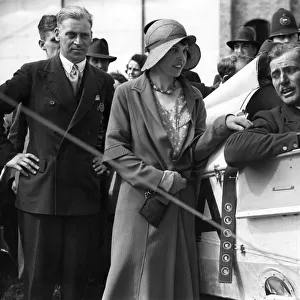 Record Australian Flight: Mr. C. W. A. Scott and wife. June 1931 P003988
