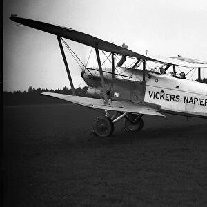 The record breaking Vickers 142 Vivid was a two-set, general-purpose biplane with a 590hp