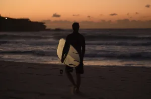 Peter Parks Prints: Australia Lifestyle Surfer