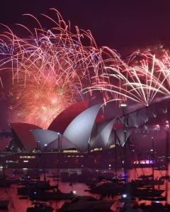 <b class=qtipBold><figcaption>Australia-Sydney-New Year</figcaption></b><br>Fireworks light up the sky over Sydney's Opera House during New Year celebrations in Sydney on January 1, 2016. AFP PHOTO / Saeed KHAN / AFP PHOTO / SAEED KHAN<br><em>© Copyright Agence France-Presse (AFP) - All Rights Reserved</em> Australia-Sydney-New Year