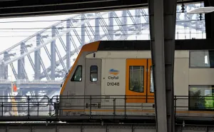 Sydney Prints: Australia-Theme-Public Transport