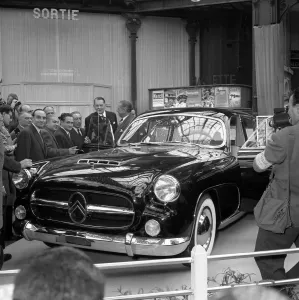 Transport Prints: Automobile-Show-Coty