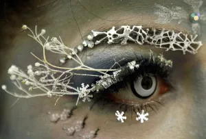 Images Dated 7th December 2014: Belarus-Eyelash-Contest