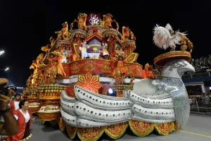 Brazil-Carnival-Sao Paulo-Dragoes Da Real
