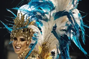 Brazil-Rio-Carnival-Parade-Vila Isabel