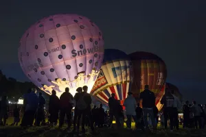 Britain-Lifestyle-Leisure-Balloon Britain-Lifestyle-Leisure-Balloon