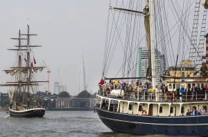 Tall Ship Prints: Britain-Offbeat-Tall Ships