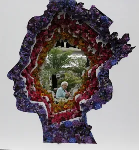 Britain And UK Prints: Britain-Royalty-Queen-Chelsea Flower Show