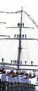 Tall Ship Prints: Britain-Trafalgar-Hms-Lancaster