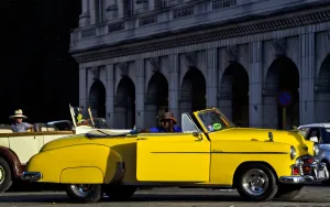 Yellow Prints: Cuba-Castro-Vintage Car