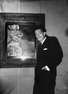 <b class=qtipBold><figcaption>culture-art-paintings-dali</figcaption></b><br>Picture released in the 50s of Surrealist artist Salvador Dali posing in front of his portrait of Pablo Picasso, in his New York hotel appartment. / AFP PHOTO / -<br><em>© Copyright Agence France-Presse (AFP) - All Rights Reserved</em> culture-art-paintings-dali