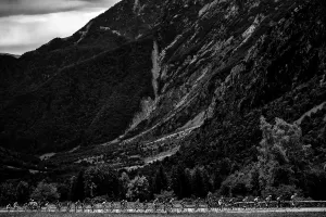 Cycling-Fra-Tdf2017-Pack-Postcard-Black and White