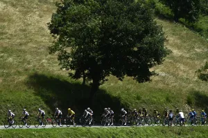 : CYCLING-FRA-TDF2018-POSTCARD-PACK