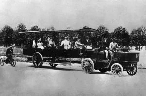 De Dion Bouton steam tractor