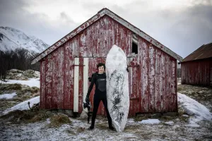 Douniamag-Surfing-Lofoten-Ice Board-Photo Essay