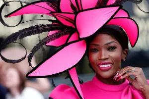 Britain And UK Prints: Fashion-Hat-Racing-Ascot-Pink