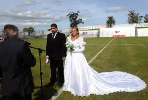 Images Dated 2014: Fbl-Uruguay-Theme-Love-Danubio-Fans-Wedding