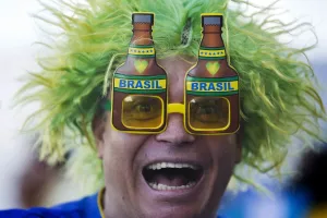 Offbeat 2014 Prints: FBL-WC-2014-MATCH01-BRA-CRO-FANS