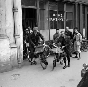 Cyclist Prints: France-Afp-Delivery Boys