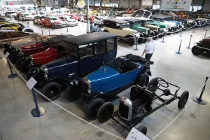 Museum Prints: France-Automobile-Museum