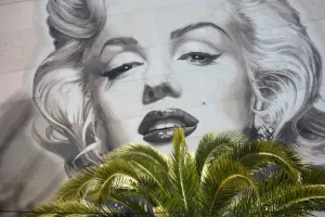 Mural Prints: France-Cannes-Cinema-Marilyn Monroe