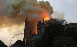 France-Fire-Notre Dame