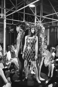 Fashion Prints: France-Mode-Rabanne-1968