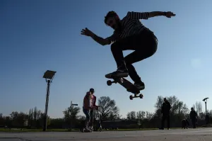 France-Skateboard-Feature