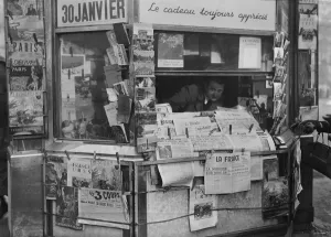 Postcard Prints: France-Wwii-Press