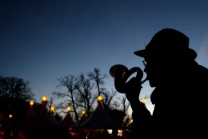 Christmas - Xmas Prints: Hunters blow the hunting horn at the annual Christmas Market at the castle of Goedens in Sande