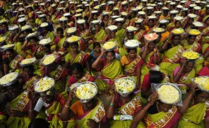 India Prints: India-Flowers-Women