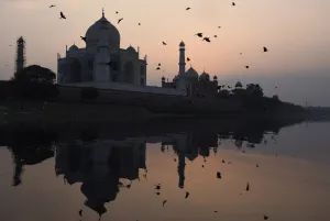 <b class=qtipBold><figcaption>INDIA-SOCIETY-TAJ-MAHAL</figcaption></b><br>In this photograph taken on January 7, 2017, the Taj Mahal monument is seen at sunset in the Indian city of Agra. / AFP PHOTO / DOMINIQUE FAGET<br><em>© Copyright Agence France-Presse (AFP) - All Rights Reserved</em> INDIA-SOCIETY-TAJ-MAHAL