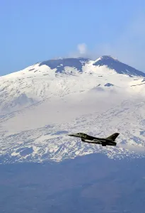 Snow Prints: Italy-Etna-F16
