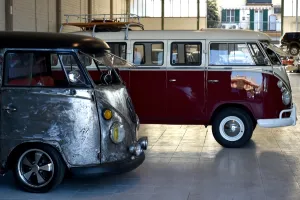 Italy-Vintage-Vw-Kombi-Feature