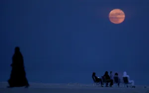 Nature Prints: Kuwait-Science-Astronomy-Supermoon