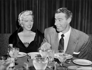 Marilyn Monroe with Joe DiMaggio