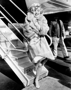 Special Edition Wall Art Prints: Marilyn Monroe Poses at La Guardia Airport