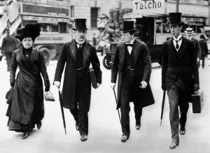 Mrs Lloyd George, David Lloyd George, Winston Churchill and Mr Clarke Mrs Lloyd George, David Lloyd George, Winston Churchill and Mr Clarke
