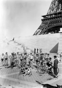 PARIS-SUMMER-ILLUSTRATION