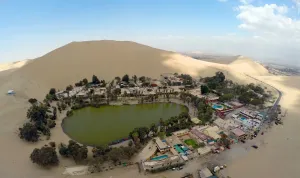 Peru-Huacachina-Oasis