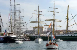 This picture taken on September 27, 2013 shows the Belem (L) and the This picture taken on September 27, 2013 shows the Belem (L) and the