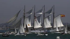 Tall Ship Prints: Sailing-Esp