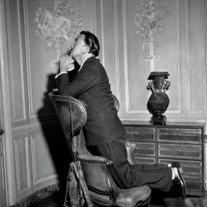 Profile Prints: Salvador Dali Poses in front of one his paintings