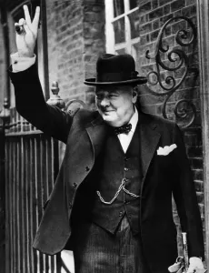 <b class=qtipBold><figcaption>Sir Winston Churchill V Sign</figcaption></b><br>British Premier Sir Winston Churchill flashes to the crowd outside 10 Downing Street his famous V-sign signifying "Victory" when he returned to London in 1943 from one of his trips to Washington. N/B B/W / AFP PHOTO<br><em>© Copyright Agence France-Presse (AFP) - All Rights Reserved</em> Sir Winston Churchill V Sign