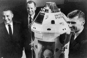 <b class=qtipBold><figcaption>Space-Us-Apollo 1</figcaption></b><br>Virgil I. Grissom (L), Edward H. White II (C), and Roger B. Chaffee (R) pose, 17 January 1967, next to a model of Apollo 1 spacecraft, at launch complex 34 at the Kennedy Space Center, in Cap Canaveral, Florida. All three astronauts died when the Apollo command module was destroyed by fire during a training exercise 27 January 1967. It was the first major tragedy of the US space program. / AFP PHOTO / NASA / -<br><em>© Copyright Agence France-Presse (AFP) - All Rights Reserved</em> Space-Us-Apollo 1